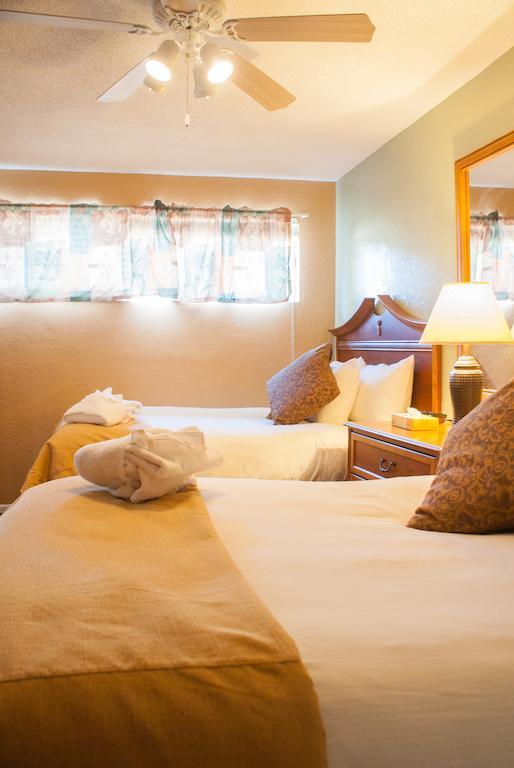 Tuscany Manor ปาล์มสปริงส์ ภายนอก รูปภาพ